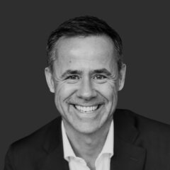Patrick Utz sagt vielen Dank an Sibylle von we dot